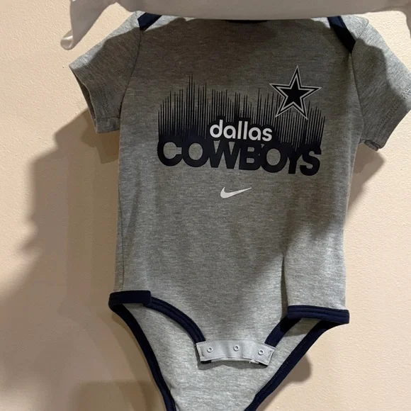 🩷Nike Infant Bodysuit Set - 3 Navy, White and Gray Dallas Cowboys NFL - Picture 4 of 8
